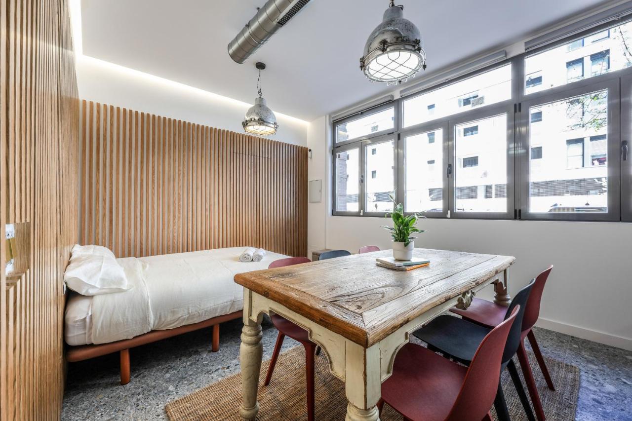 Loft Reformado Industrial Apartment Madrid Bagian luar foto