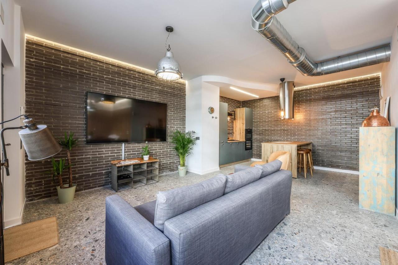 Loft Reformado Industrial Apartment Madrid Bagian luar foto
